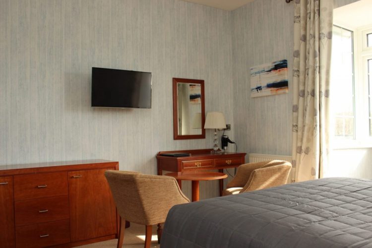Old Kings Arms room