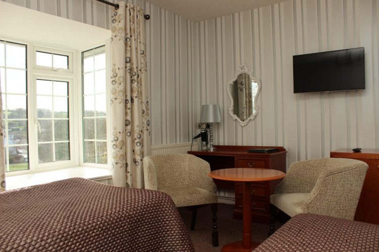 Old Kings Arms room