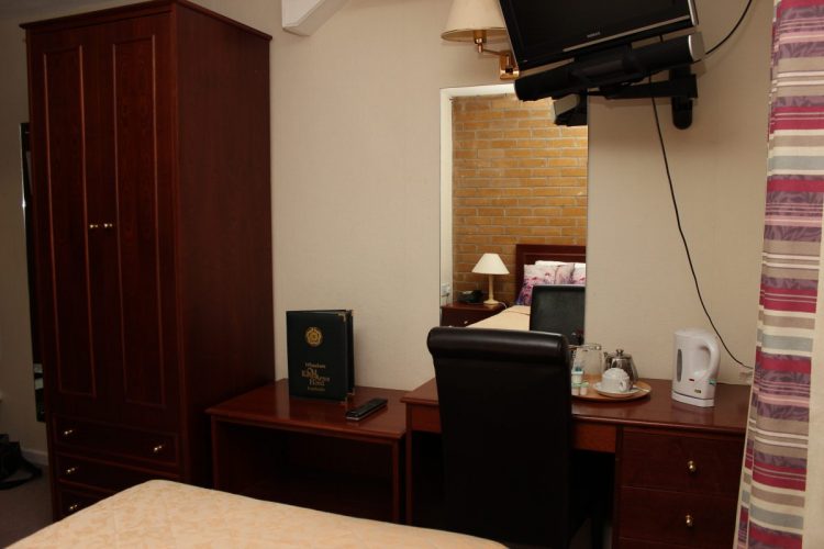 Old Kings Arms room